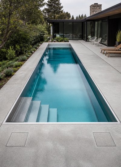 One Piece Steel Pool
