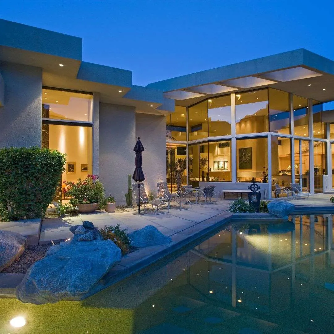 Outdoor Swimming Pool