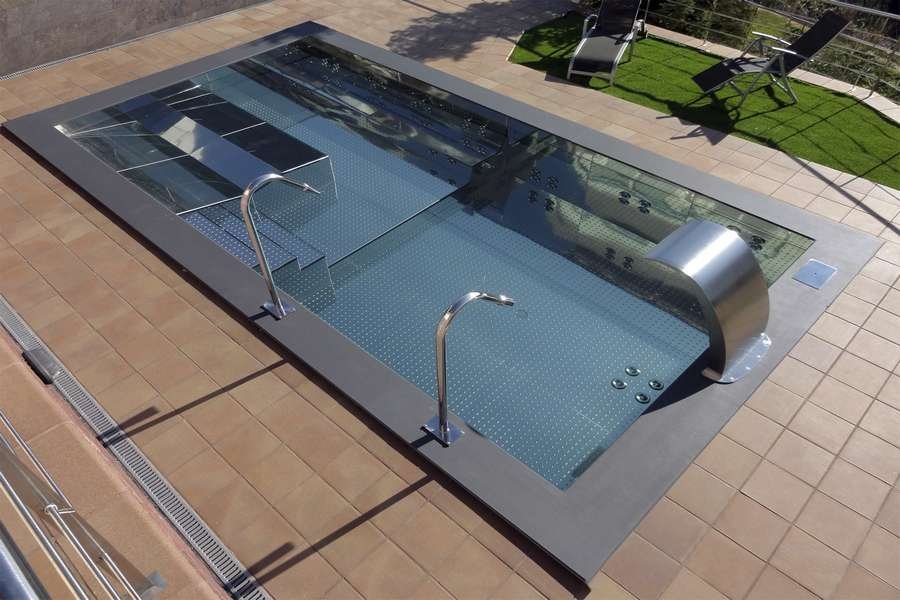 Plunge Pools - Luxury stainless steel pool builder